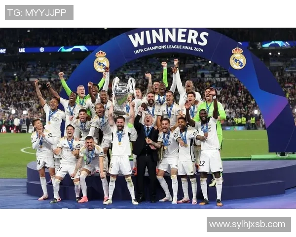 世界足球巨星的传奇故事与辉煌成就全解析